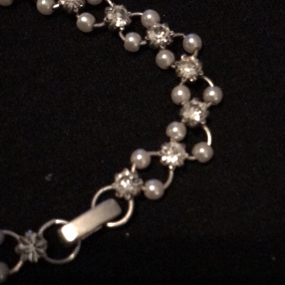 Necklace - Picture 2 of 2